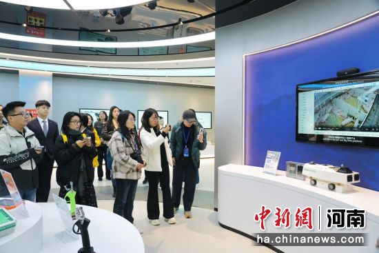 �D��ɰ�ý�w���˽����ܻ��r(n��ng)���b�������ь��z