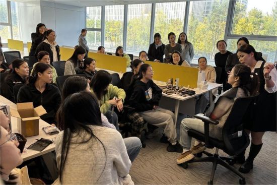 �D����(d��ng)�F(xi��n)����