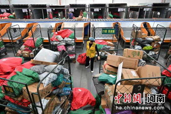 �D�鹤���ˆT���ڷ֒����f��������� �z