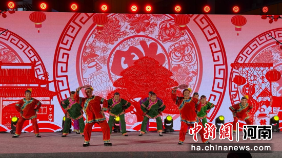 �D����(d��ng)�F(xi��n)������F�� �z