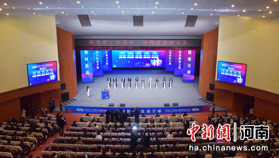 �D����h�F(xi��n)���� ƽݛ�h��ý�w���Ĺ��D