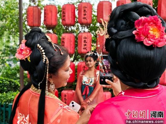 �D���λ�����οʹ����b���������ʿ�� �z