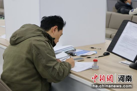 �D���������������� �z