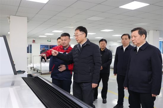 11��30����ʡί��ӛ������λ���ϲ̿h�ĺ����m�Ϲ�늿Ƽ����޹�˾���{(di��o)�пh������(d��o)�a(ch��n)�I(y��)�l(f��)չ��r��ӛ�� ���� �z