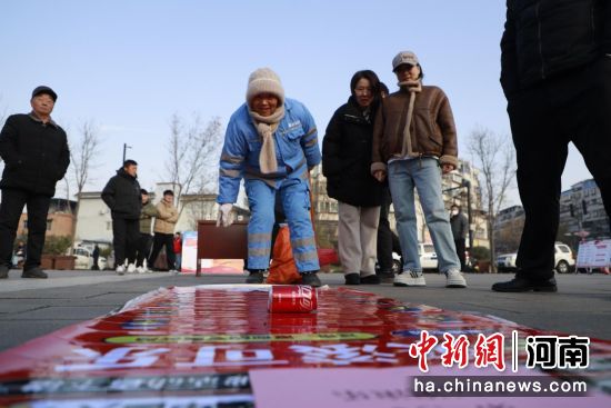 �D��Ⱥ�����cȤζ����(d��ng)���Ęǅ^(q��)ί���������D