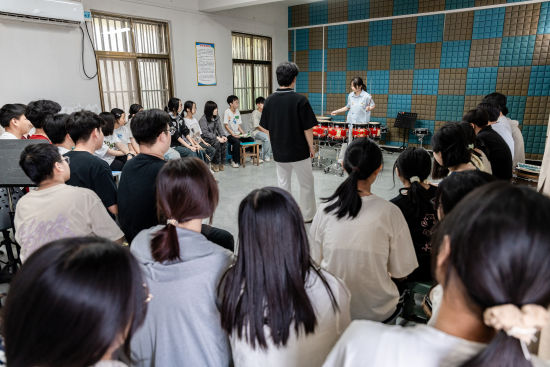 �D����ˇ���W�����M���ճ�Ӗ�������ˇ�����D