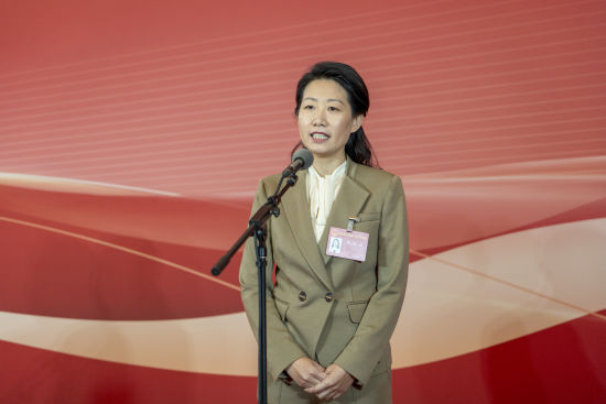 ���׌���ຢ�Ӽ��T���ϺÌW(xu��)У�����������������(j��ng)�(y��n)