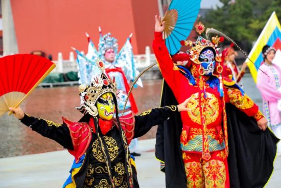 ӭ���� �����Ϻӈ@���^(q��)�Ƴ�����Y��