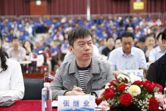 ������ͨ��W(xu��)ˎ���W(xu��)ϵ���Ώ��^�I(y��)����������W(xu��)���܌������P(gu��n)ע